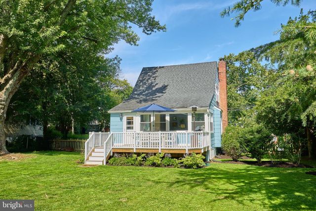 10123 DWIGHT AVE, Fairfax, VA 22032