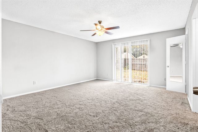 6000 Maple Springs Drive, Arlington, TX 76001