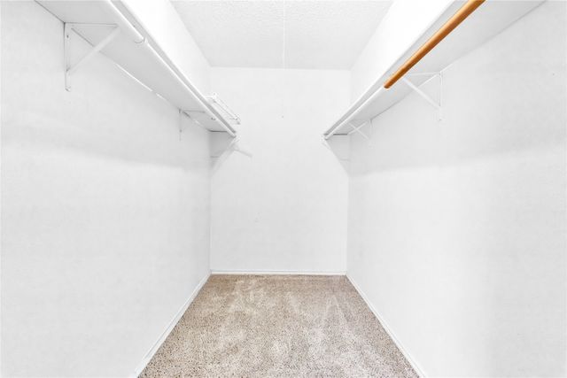 6000 Maple Springs Drive, Arlington, TX 76001