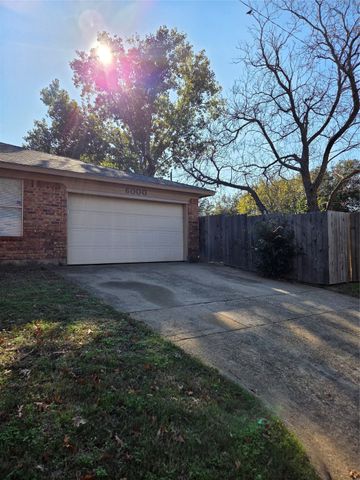 6000 Maple Springs Drive, Arlington, TX 76001