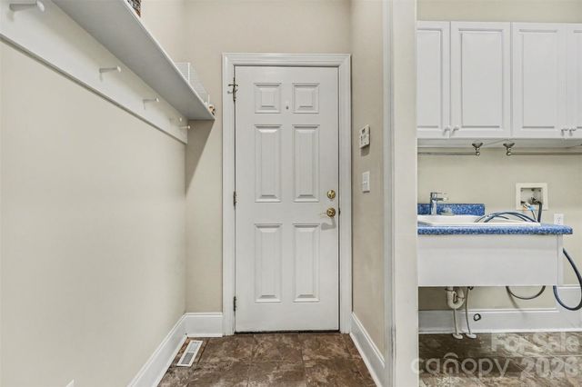 621 Crystal Bay Drive, Denton, NC 27239