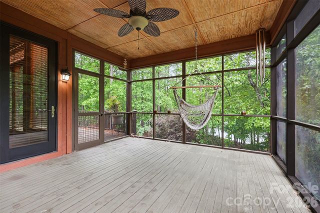 621 Crystal Bay Drive, Denton, NC 27239