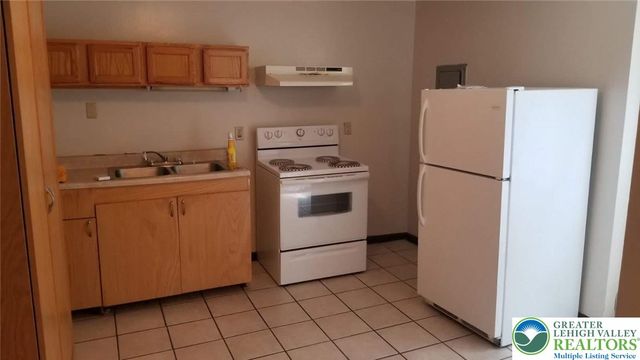 738 East 4th Street 1, Bethlehem City, PA 18015