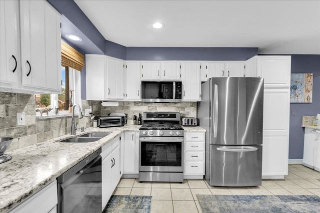 7315 Flamingo Street, Clay, MI 48001