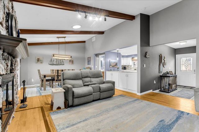 7315 Flamingo Street, Clay, MI 48001