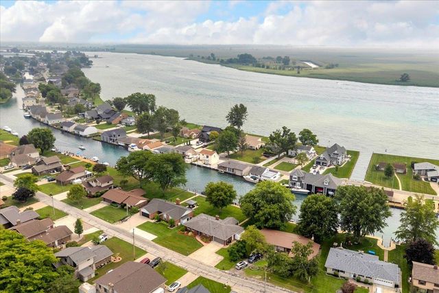 7315 Flamingo Street, Clay, MI 48001