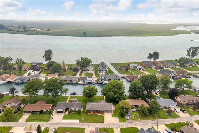 7315 Flamingo Street, Clay, MI 48001