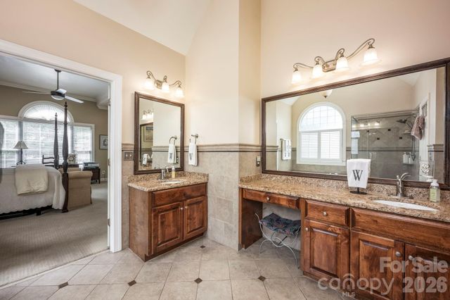 5523 Weavers Row, Gastonia, NC 28056