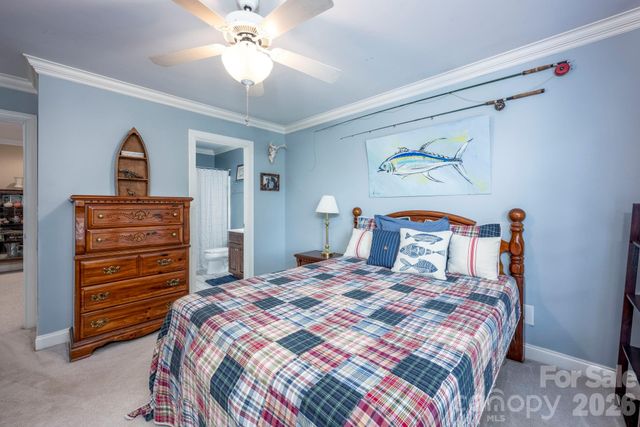 5523 Weavers Row, Gastonia, NC 28056