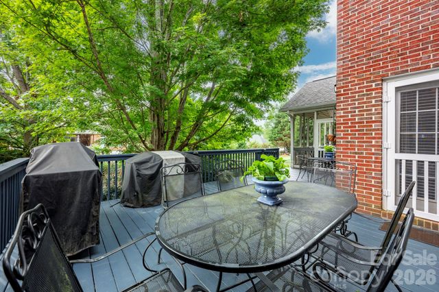 5523 Weavers Row, Gastonia, NC 28056