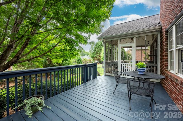 5523 Weavers Row, Gastonia, NC 28056