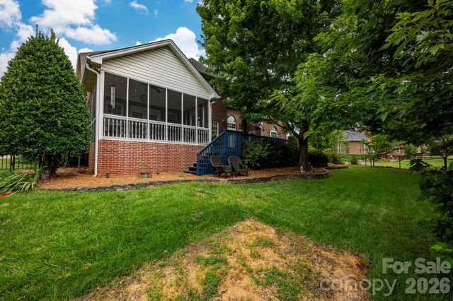 5523 Weavers Row, Gastonia, NC 28056