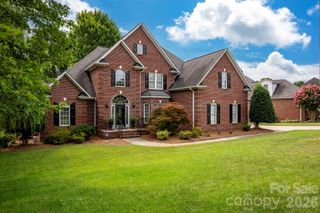 5523 Weavers Row, Gastonia, NC 28056