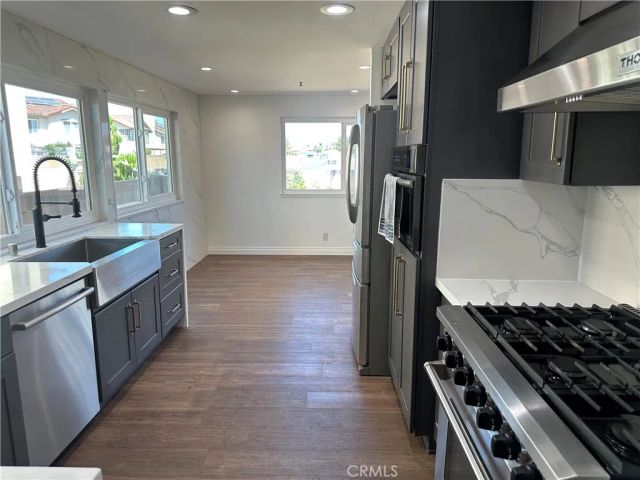 9684 Avenida Monterey, Cypress, CA 90630