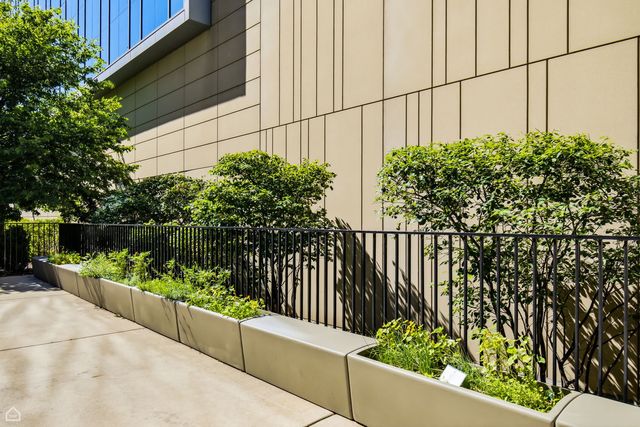 330 W Diversey Parkway 1907-09, Chicago, IL 60657