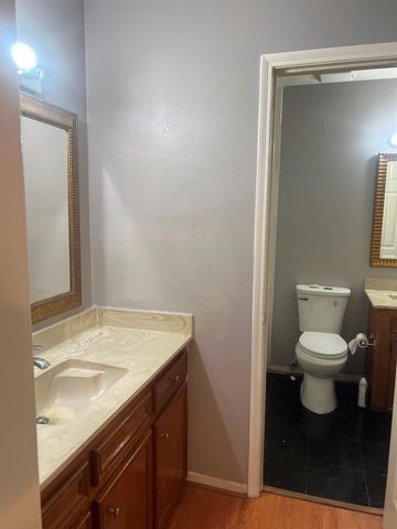10924 Village Bend Lane 924, Houston, TX 77072