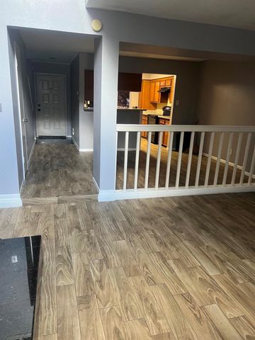 10924 Village Bend Lane 924, Houston, TX 77072