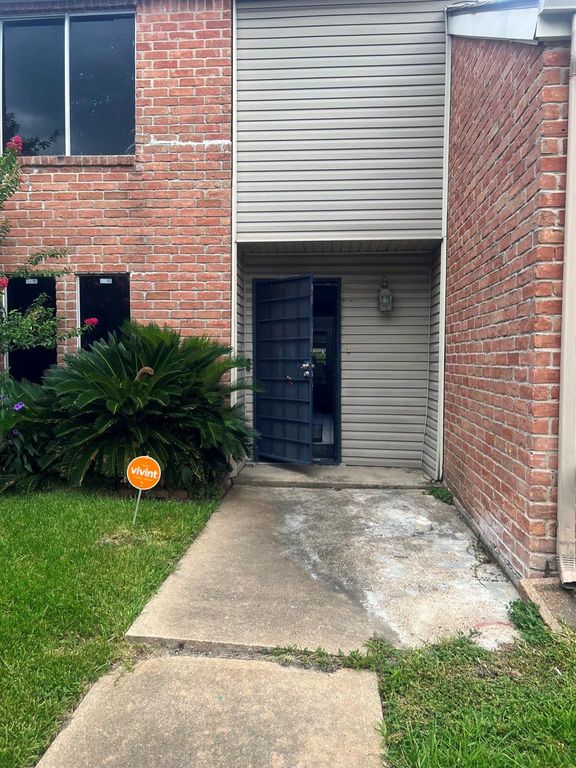 10924 Village Bend Lane 924, Houston, TX 77072