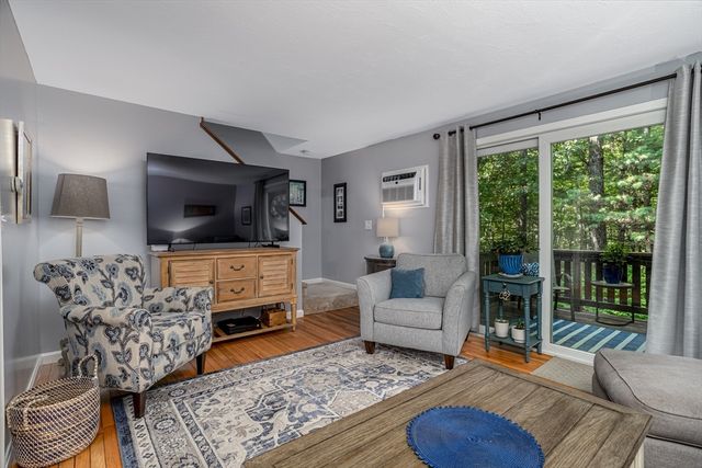 91 Cortland Cir 91, Leominster, MA 01453