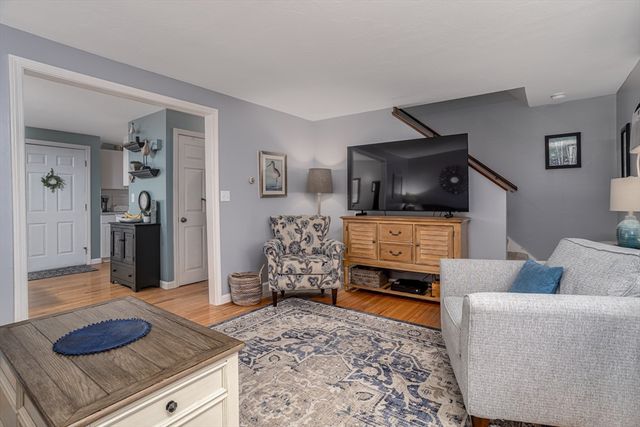 91 Cortland Cir 91, Leominster, MA 01453