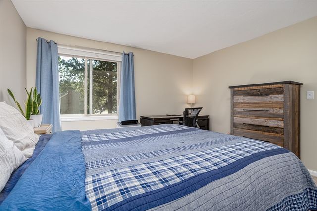 91 Cortland Cir 91, Leominster, MA 01453
