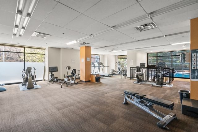 50 Longwood Ave PH 1118, Brookline, MA 02446