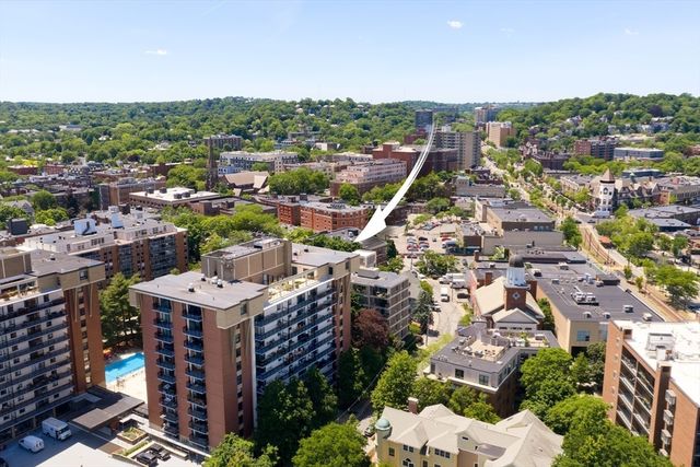 50 Longwood Ave PH 1118, Brookline, MA 02446
