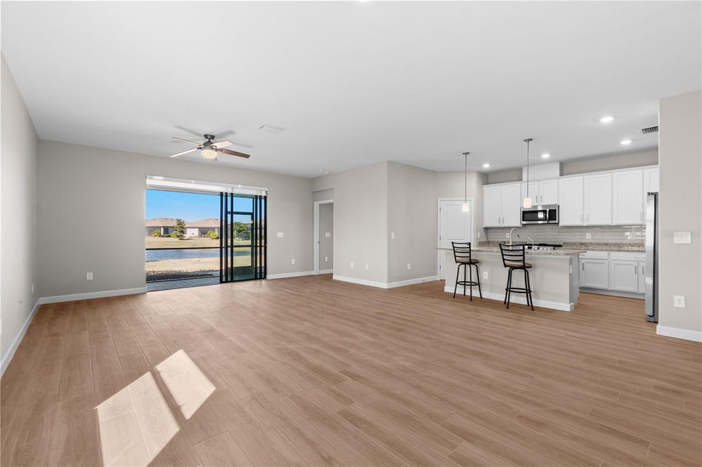 Image 13 of property listing at 15719 ISLANDWALK AVENUE, Bradenton, FL 34211