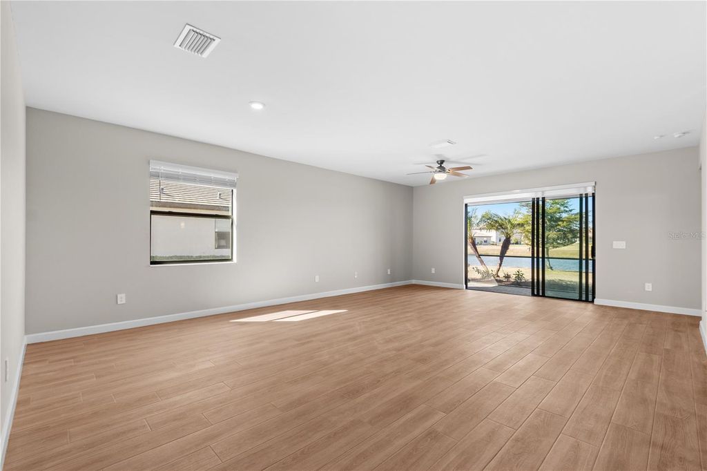 Image 14 of property listing at 15719 ISLANDWALK AVENUE, Bradenton, FL 34211