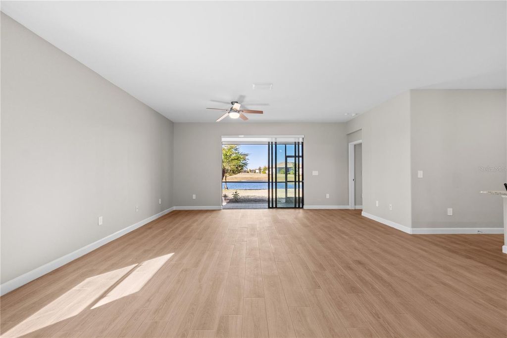 Image 17 of property listing at 15719 ISLANDWALK AVENUE, Bradenton, FL 34211