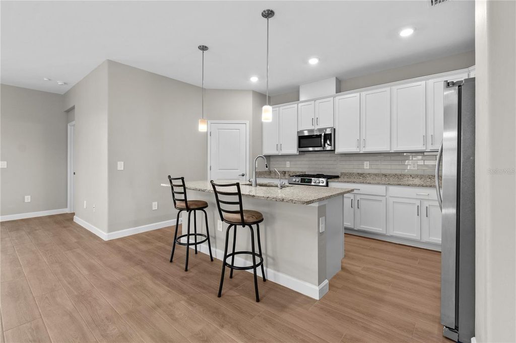 Image 19 of property listing at 15719 ISLANDWALK AVENUE, Bradenton, FL 34211