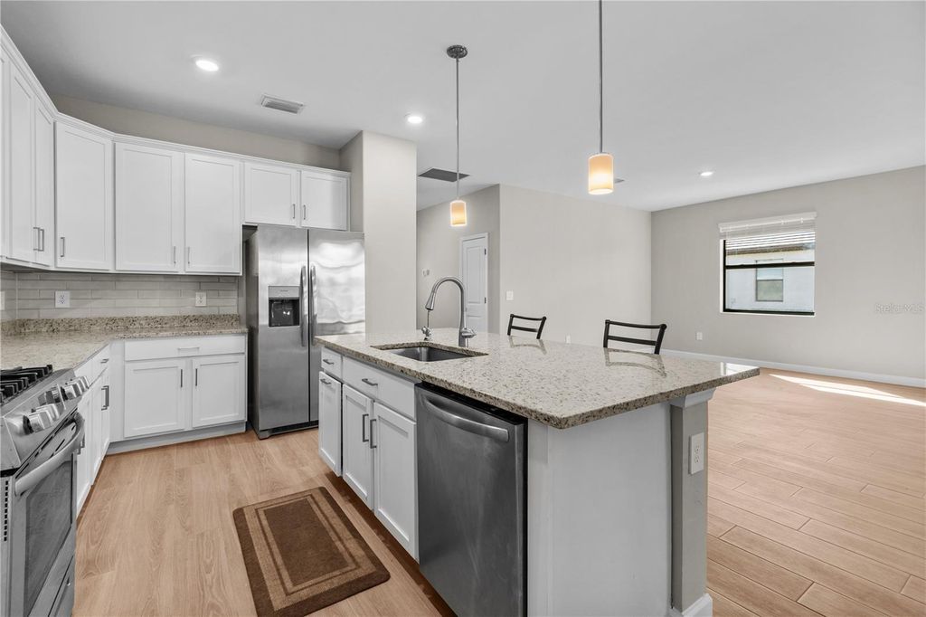 Image 23 of property listing at 15719 ISLANDWALK AVENUE, Bradenton, FL 34211