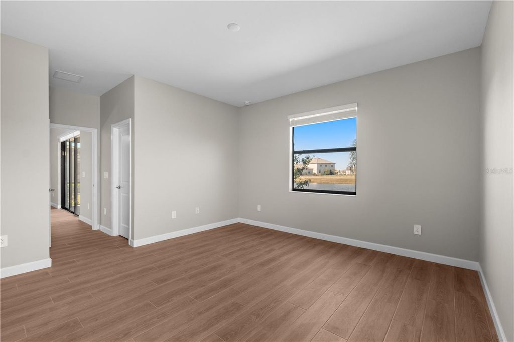 Image 29 of property listing at 15719 ISLANDWALK AVENUE, Bradenton, FL 34211