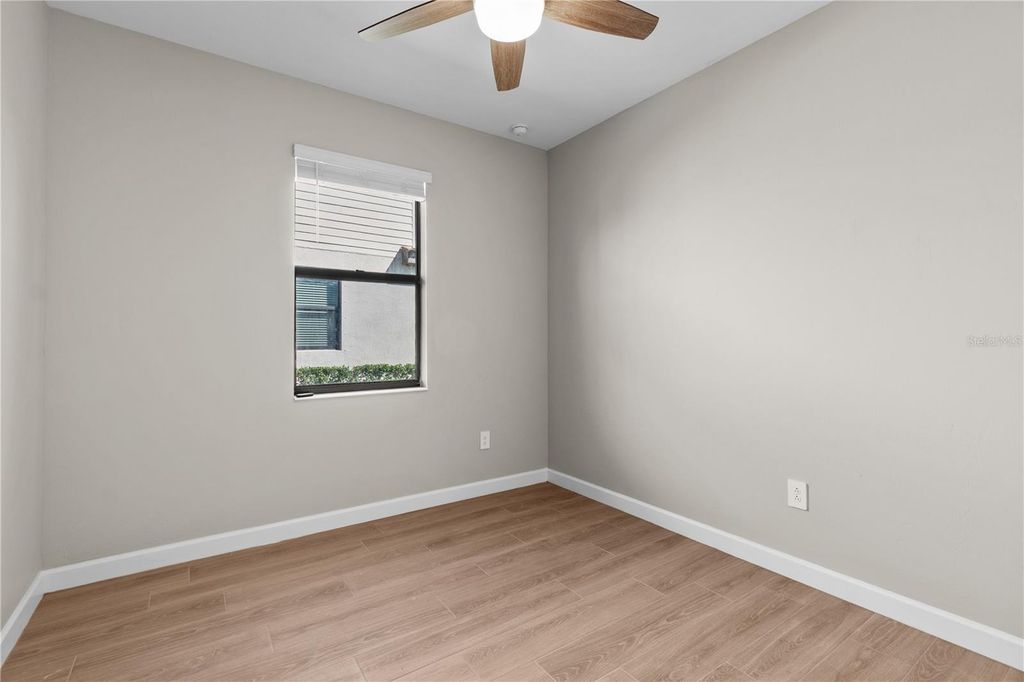 Image 35 of property listing at 15719 ISLANDWALK AVENUE, Bradenton, FL 34211