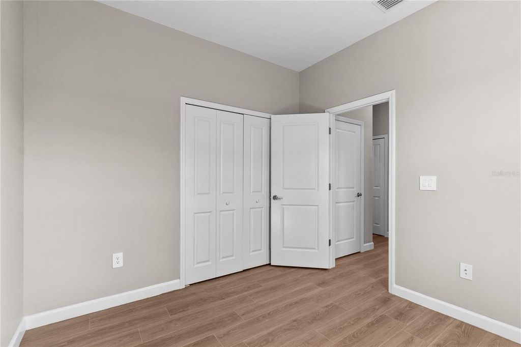 Image 42 of property listing at 15719 ISLANDWALK AVENUE, Bradenton, FL 34211