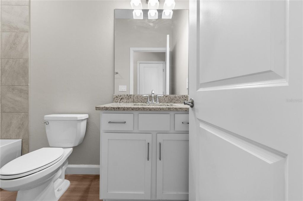 Image 45 of property listing at 15719 ISLANDWALK AVENUE, Bradenton, FL 34211