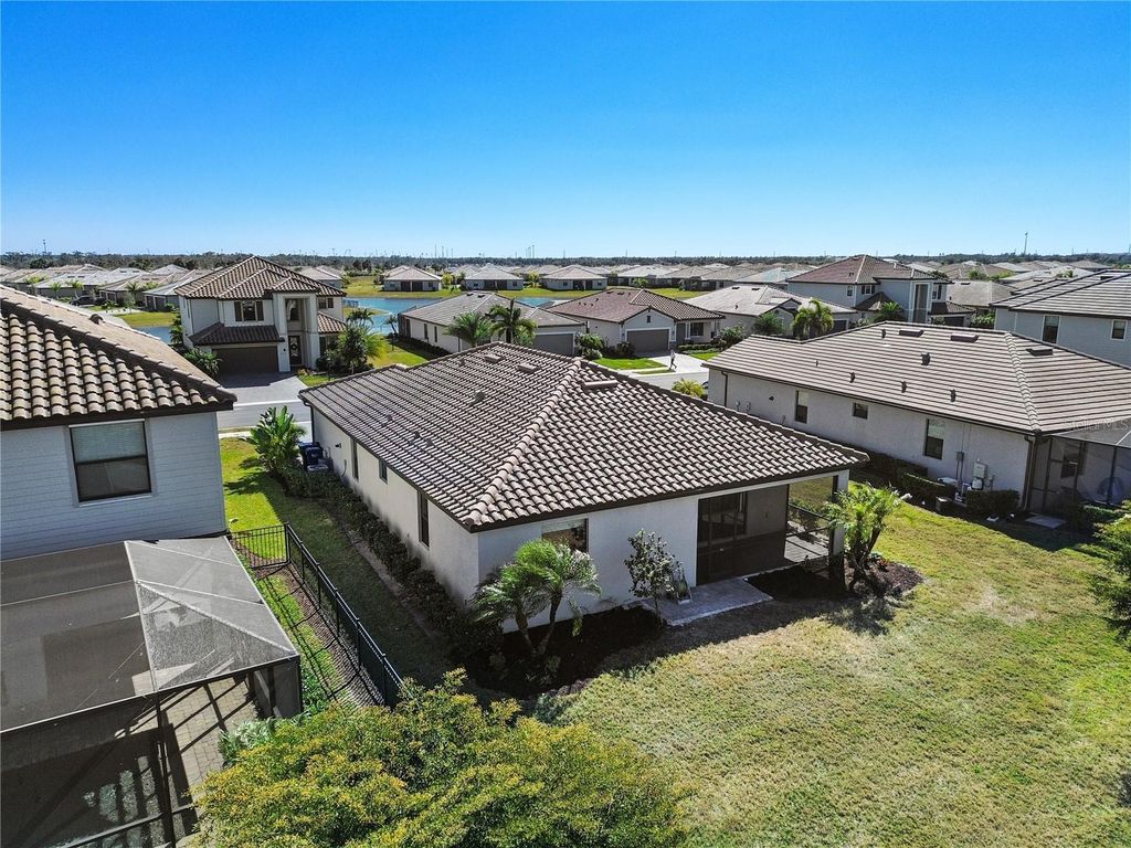 Image 58 of property listing at 15719 ISLANDWALK AVENUE, Bradenton, FL 34211