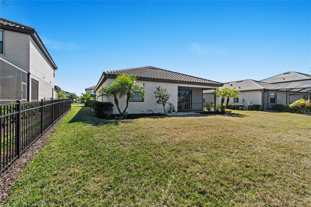 Image 64 of property listing at 15719 ISLANDWALK AVENUE, Bradenton, FL 34211