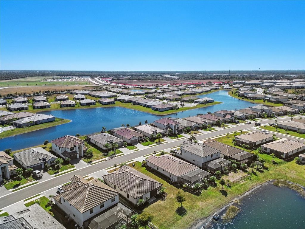 Image 70 of property listing at 15719 ISLANDWALK AVENUE, Bradenton, FL 34211