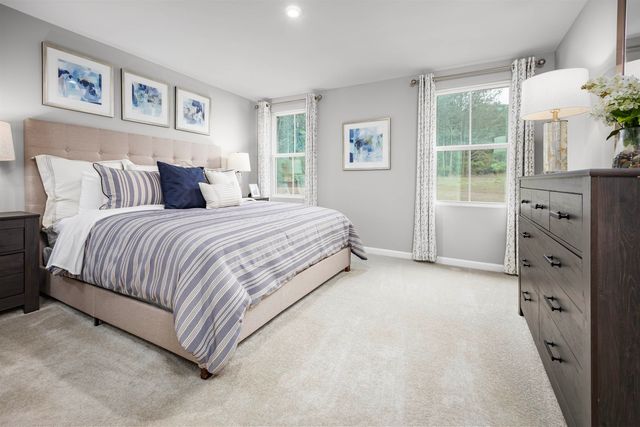 2 WHITE BIRCH RD, Waynesboro, VA 22980