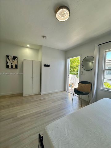 415 75th Street 4A, Miami Beach, FL 33141
