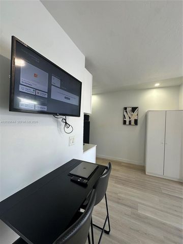 415 75th Street 4A, Miami Beach, FL 33141