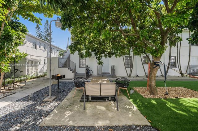 415 75th Street 4A, Miami Beach, FL 33141