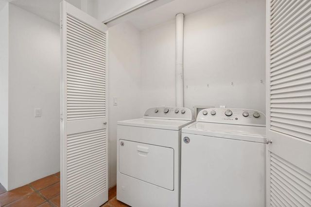 481 N Hermosa Drive, Palm Springs, CA 92262