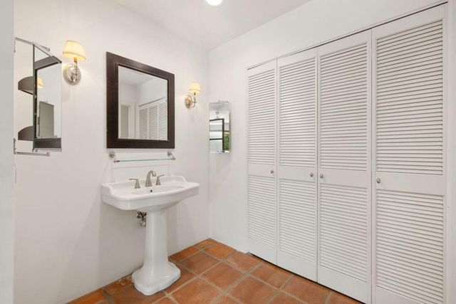 481 N Hermosa Drive, Palm Springs, CA 92262