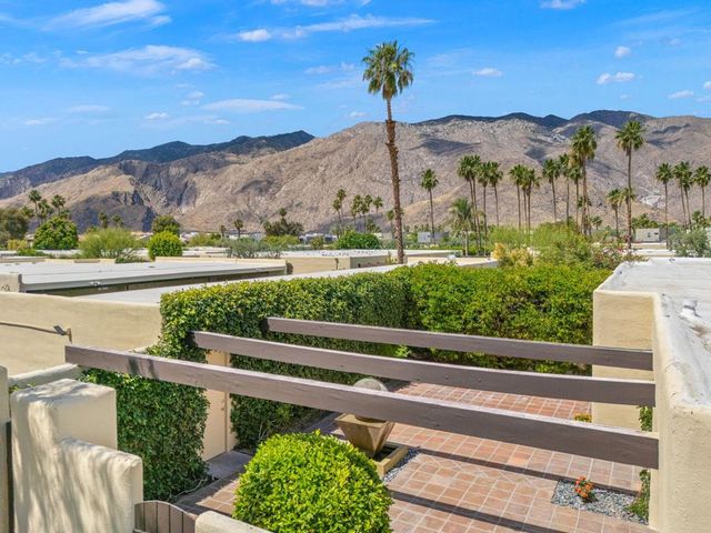 481 N Hermosa Drive, Palm Springs, CA 92262