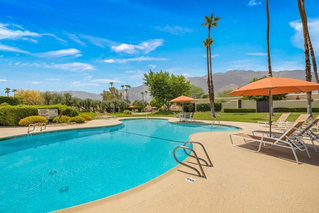 481 N Hermosa Drive, Palm Springs, CA 92262