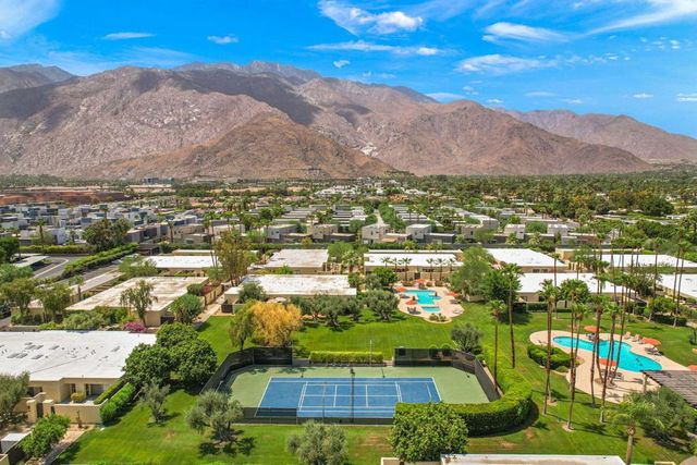 481 N Hermosa Drive, Palm Springs, CA 92262