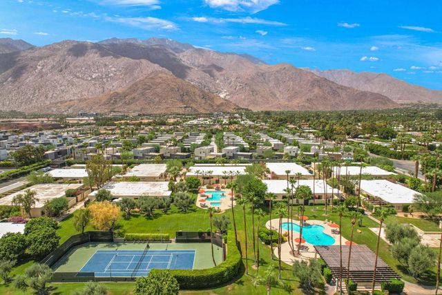 481 N Hermosa Drive, Palm Springs, CA 92262