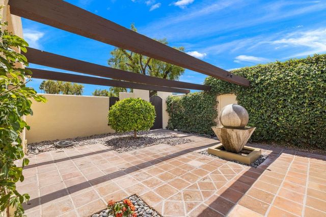 481 N Hermosa Drive, Palm Springs, CA 92262